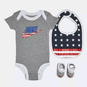 3 Piece Nike Baby Gift Set, USA, Patriotic